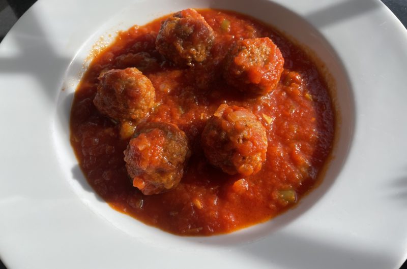 Albóndigas con salsa de tomate