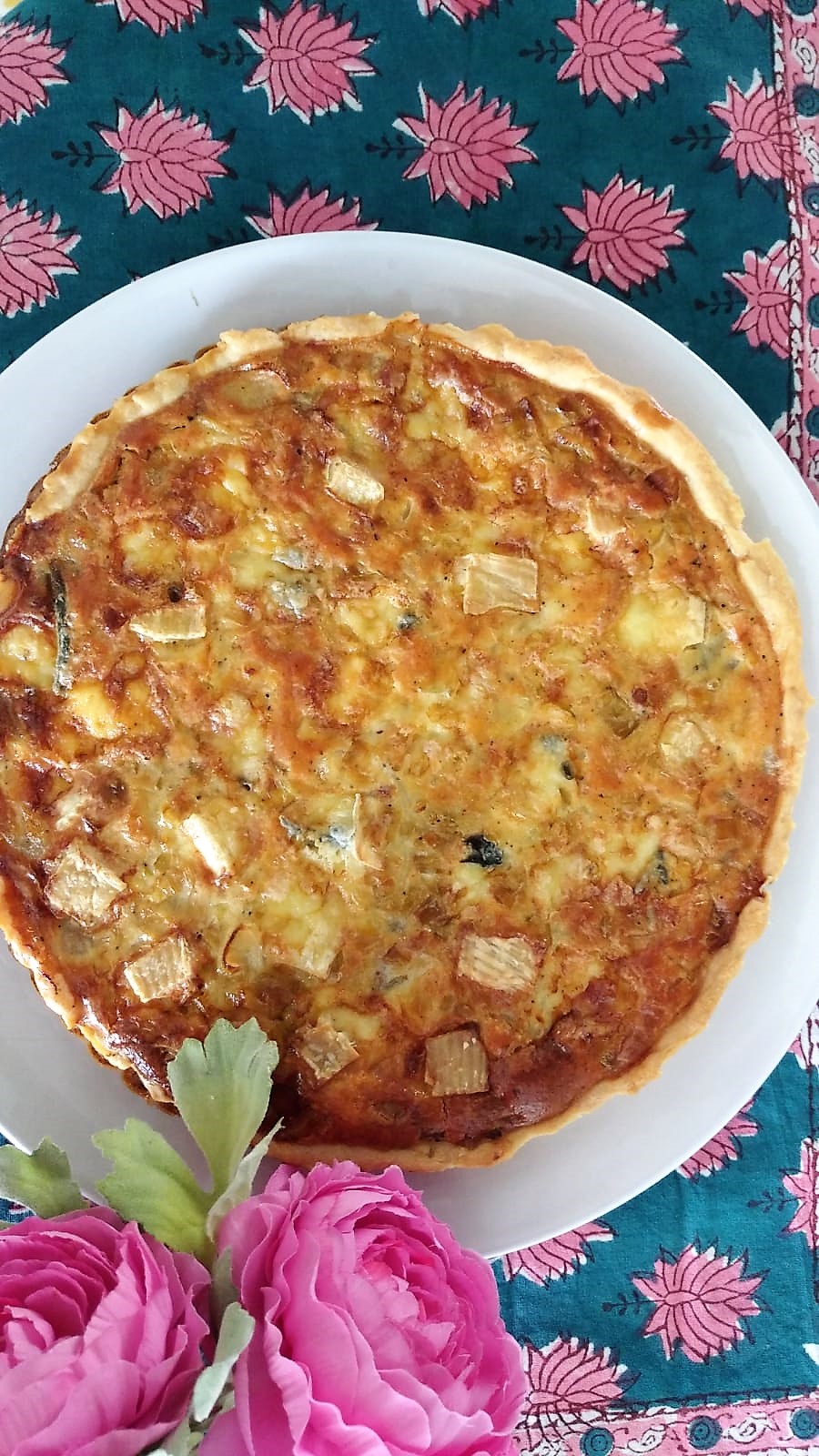 Tarta de puerros, pera y gorgonzola